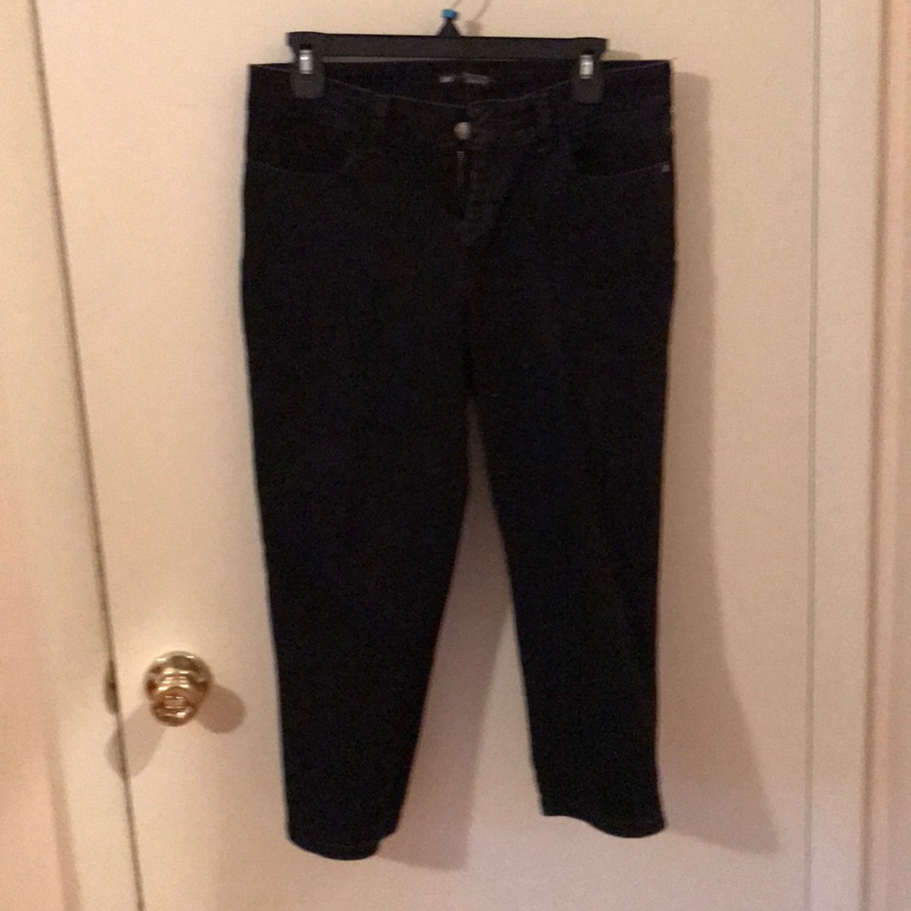 Lee black Jean crops